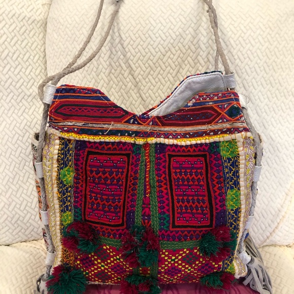 Calypso St. Barth Boho tassel embroidered bag, unique! - Picture 3 of 3